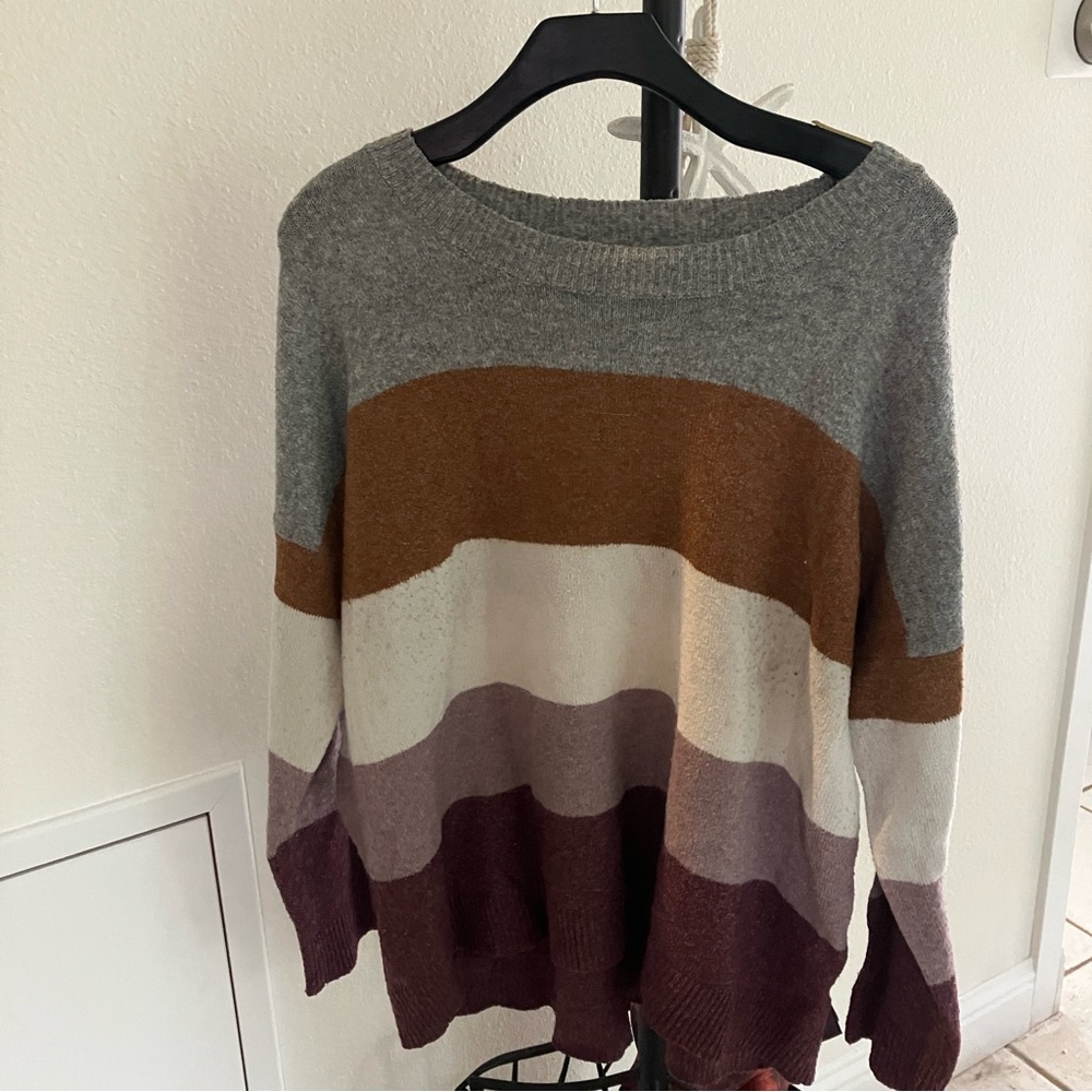 SO Gray and Brown Crew Neck Sweater with Color Block Design
